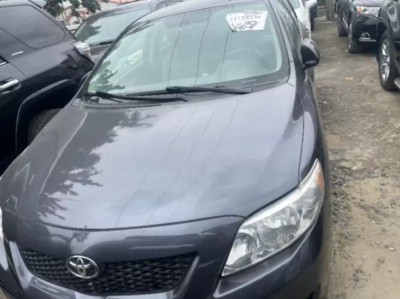 Toyota Corolla - 2009