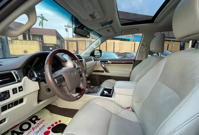 Lexus GX 460   - 2010