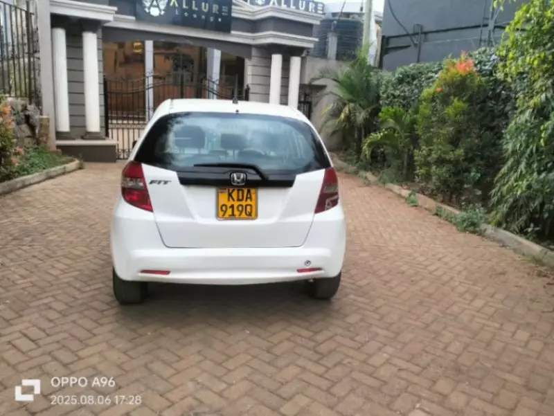 Honda Fit   - 2014