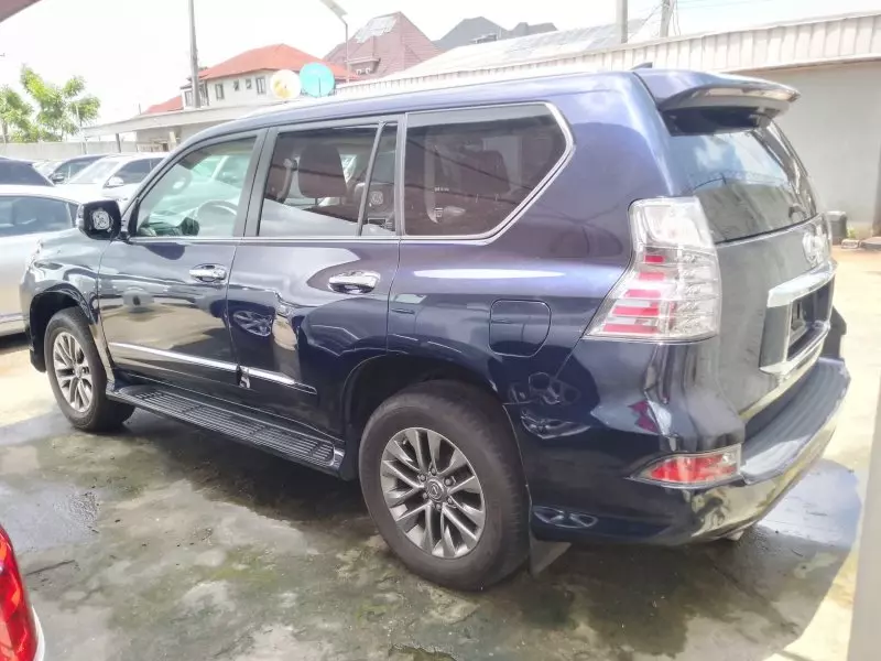 Lexus GX 460   - 2018