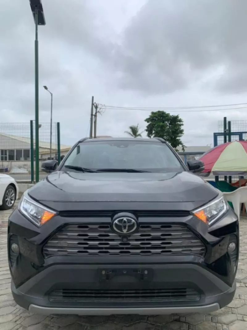 Toyota RAV 4