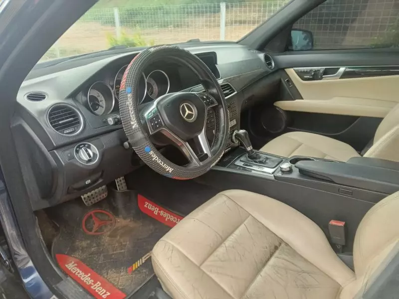 Mercedes-Benz C 350   - 2012