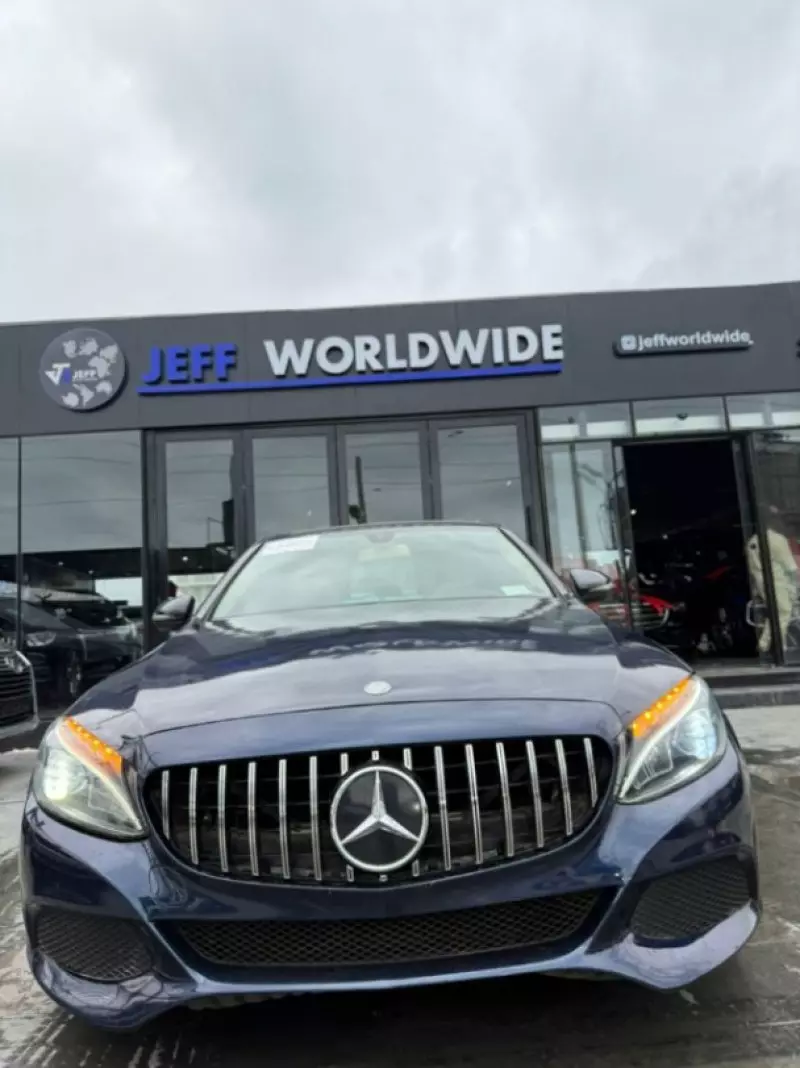 Mercedes-Benz C 300   - 2016