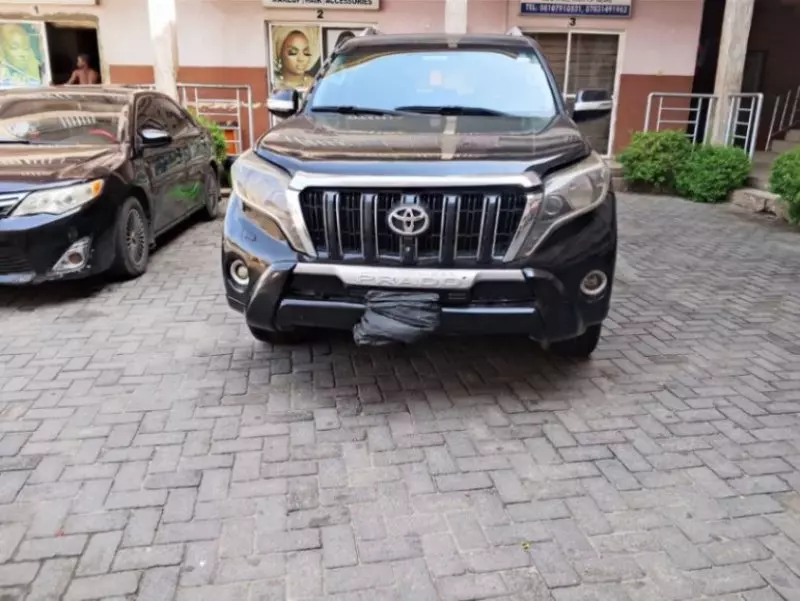 Toyota Land Cruiser - 2014