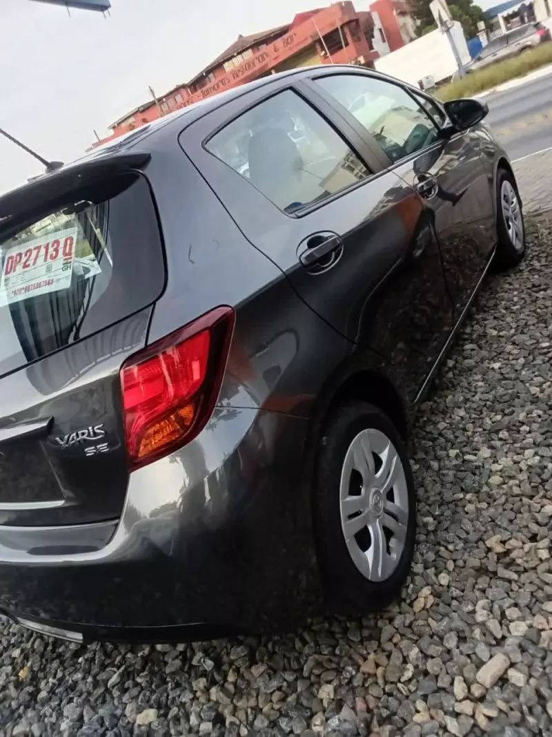 Toyota Yaris   - 2015