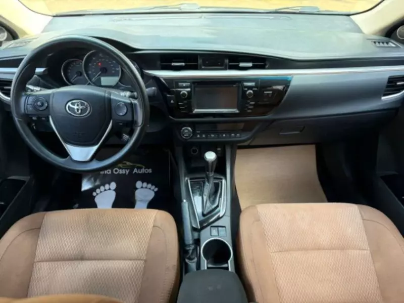 Toyota Corolla   - 2016