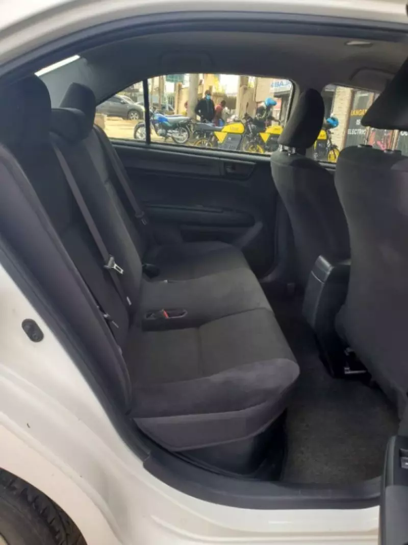 Toyota Axio    - 2018
