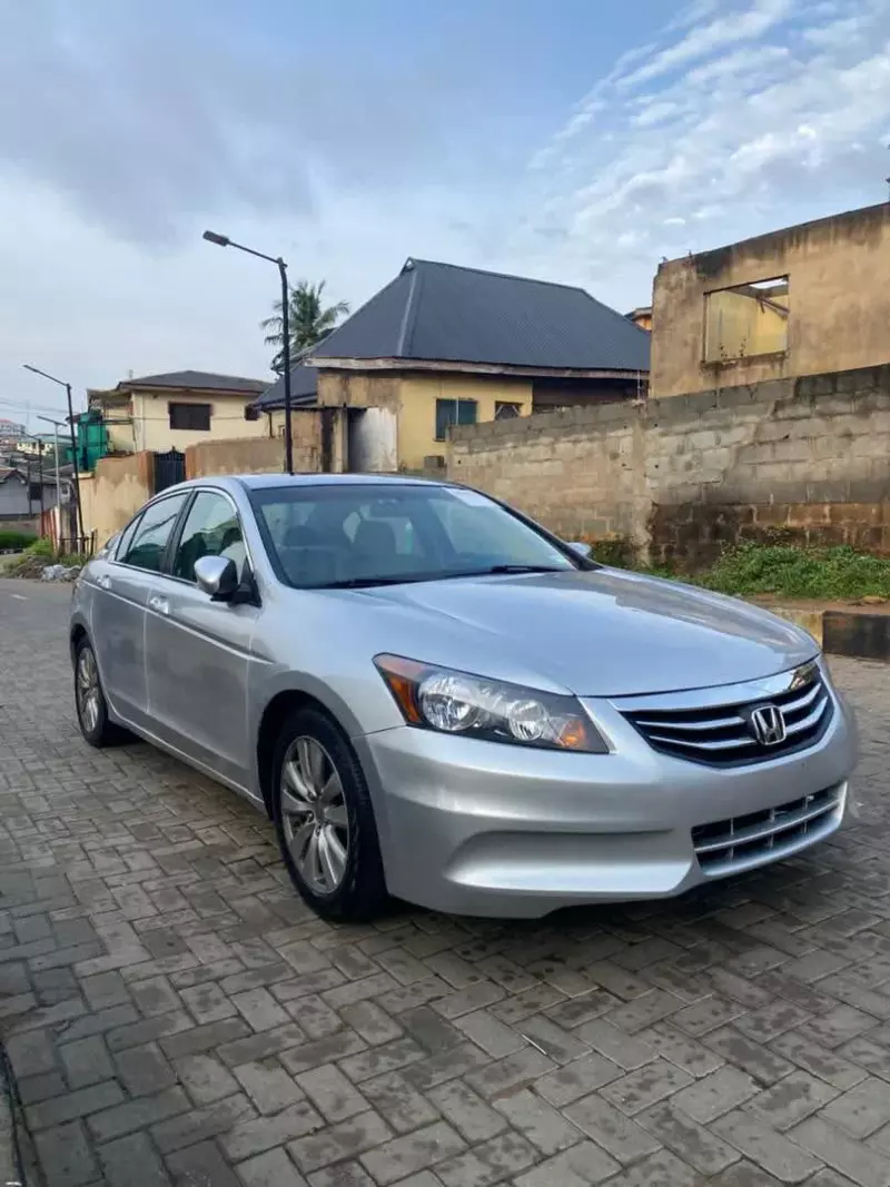 Honda Accord   - 2012