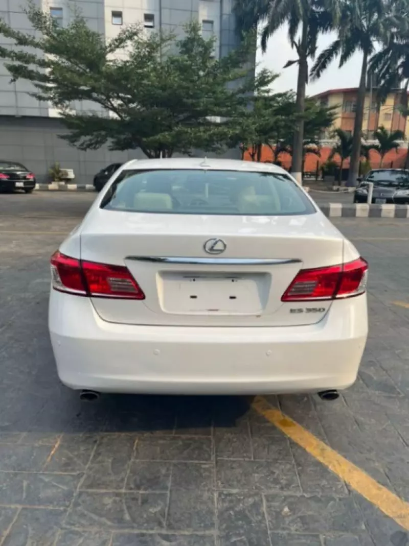 Lexus ES 350