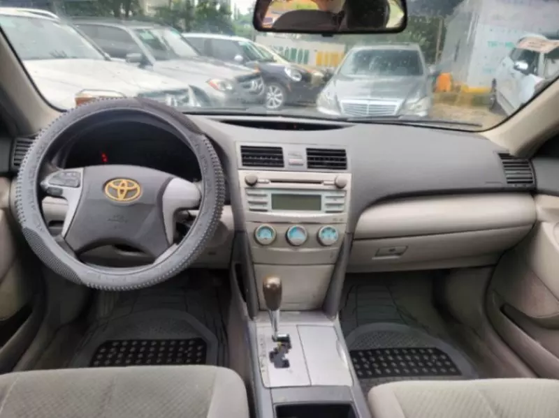 Toyota Camry   - 2007