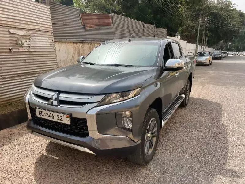 Mitsubishi L200 D/C Sportero A/T