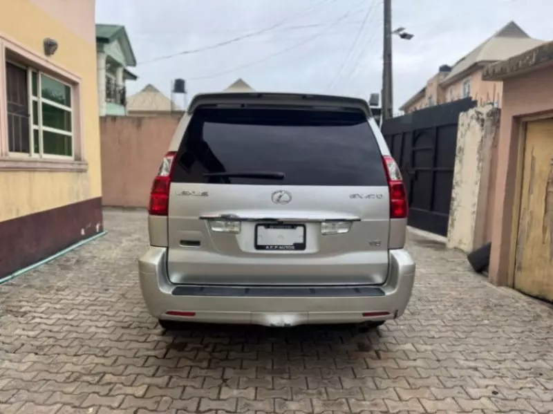 Lexus GX 470   - 2008