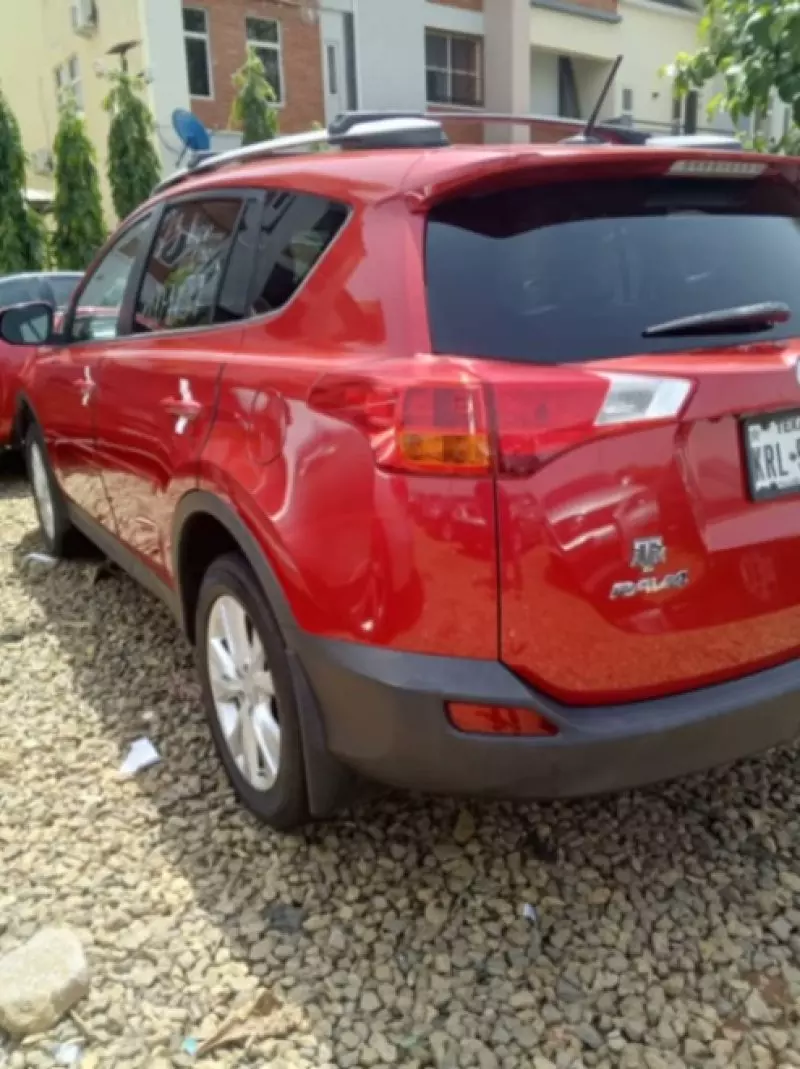 Toyota RAV4   - 2013