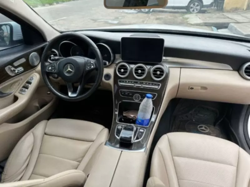 Mercedes-Benz C 300   - 2015