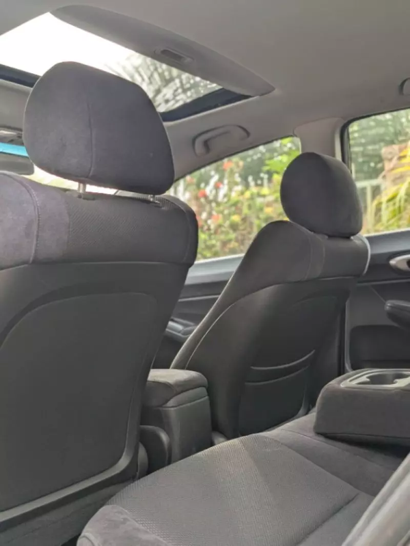 Honda Civic   - 2011