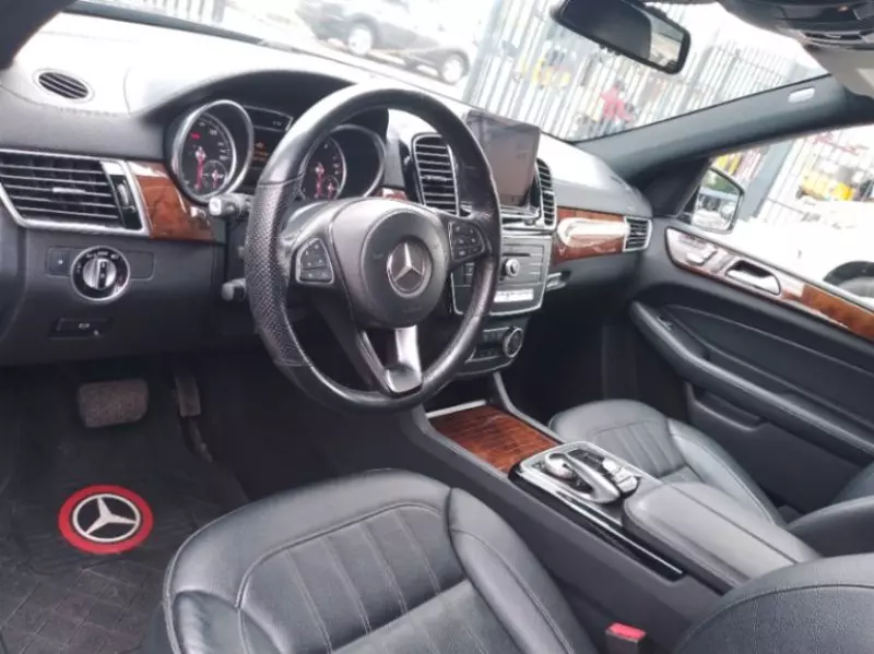 Mercedes-Benz GLS 450   - 2018