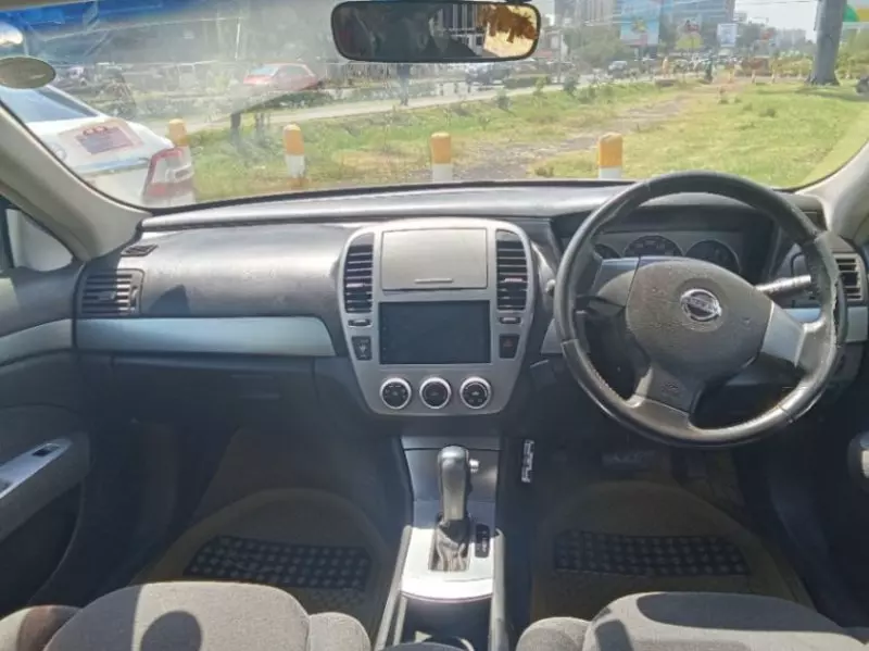 Toyota Premio    - 2010