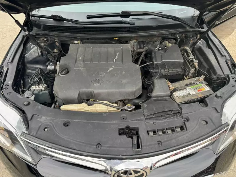 Toyota Avalon   - 2014