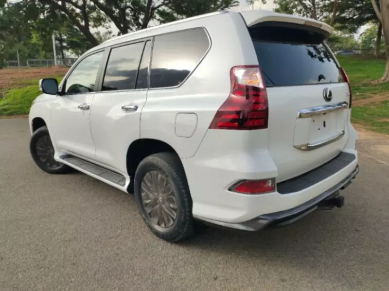 Lexus GX 460   - 2022