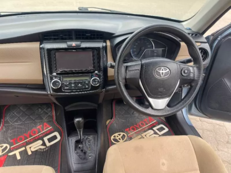 Toyota Axio    - 2014