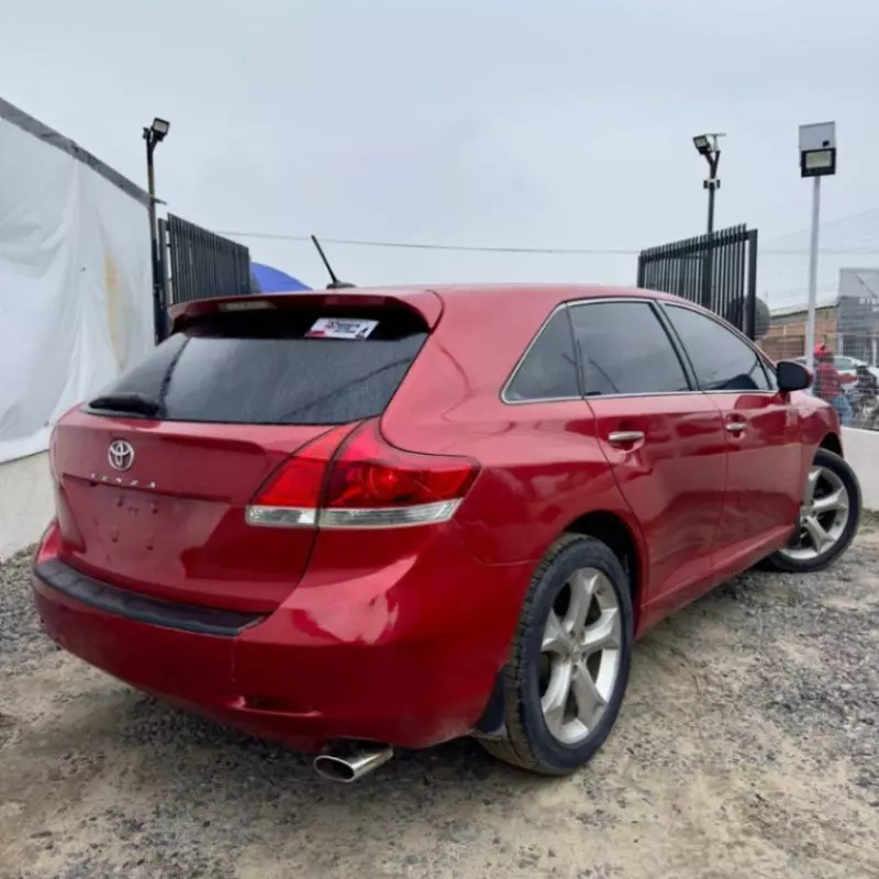 Toyota Venza   - 2010