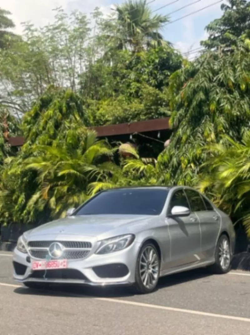 Mercedes-Benz C 300