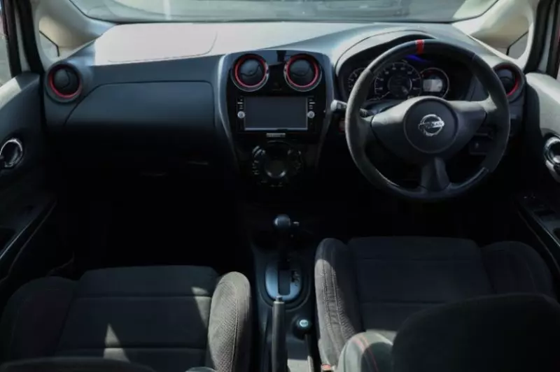 Nissan Note   - 2015