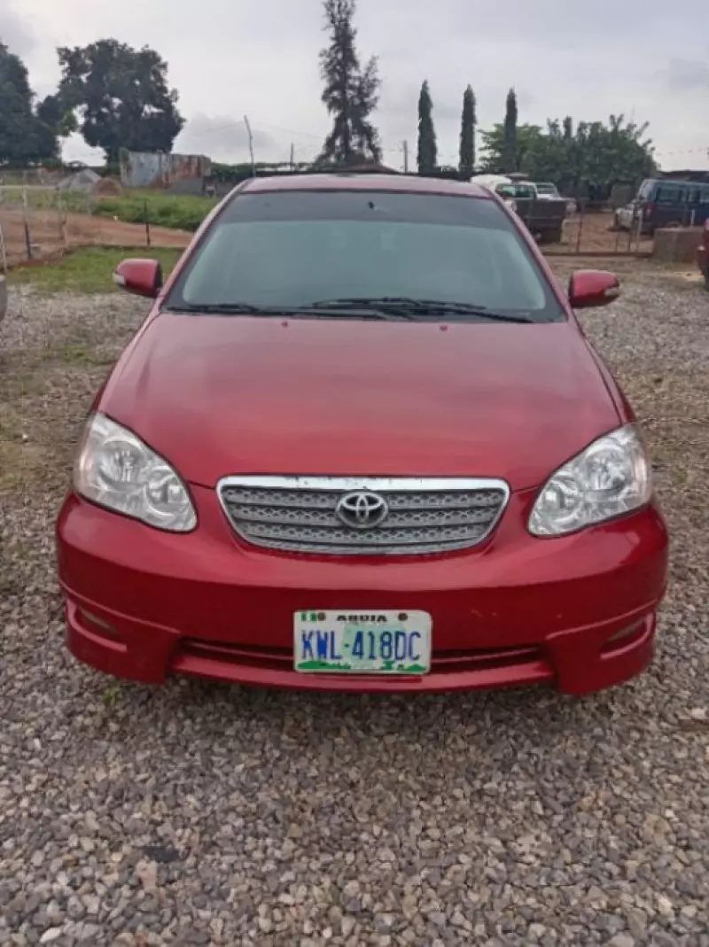 Toyota Corolla   - 2007