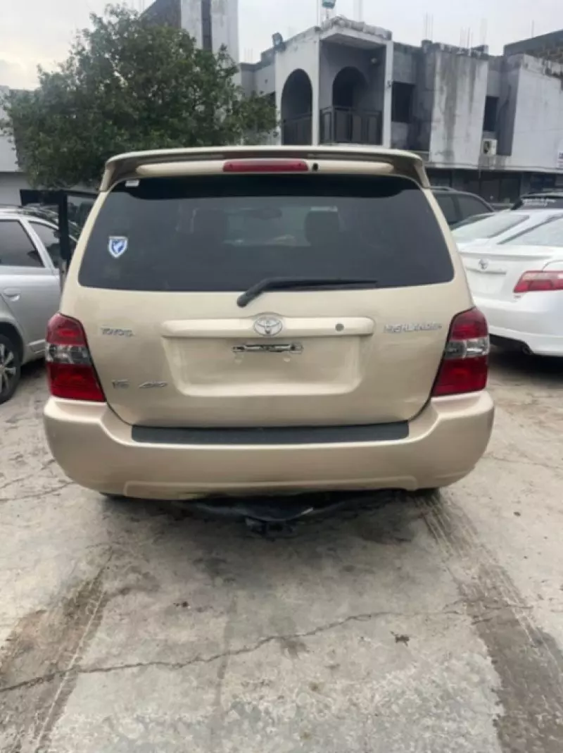 Toyota Highlander   - 2006