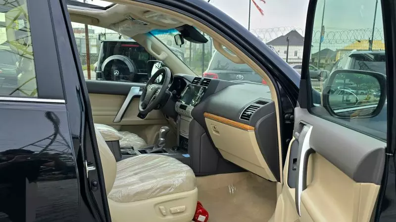 Toyota Prado   - 2023