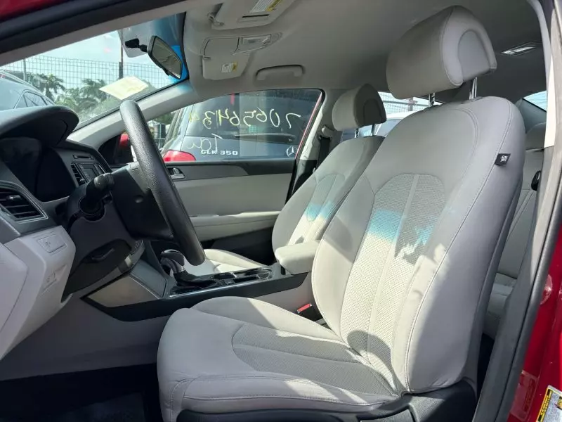 Hyundai Sonata   - 2015