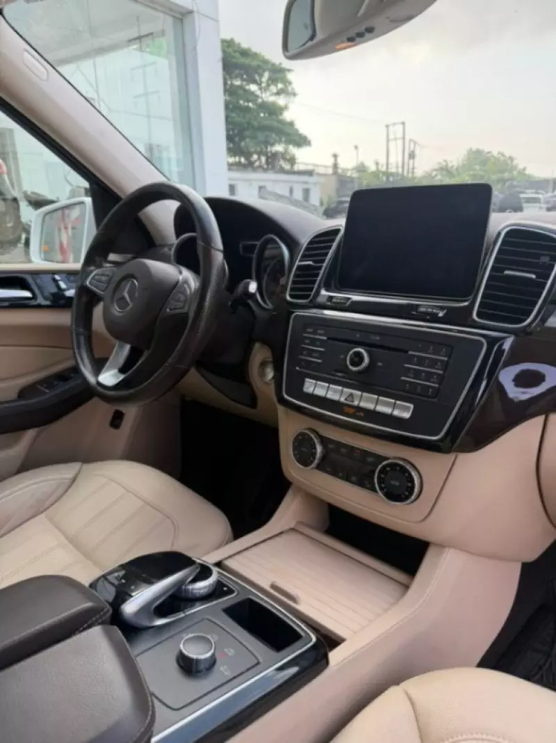 Mercedes-Benz GLE 350