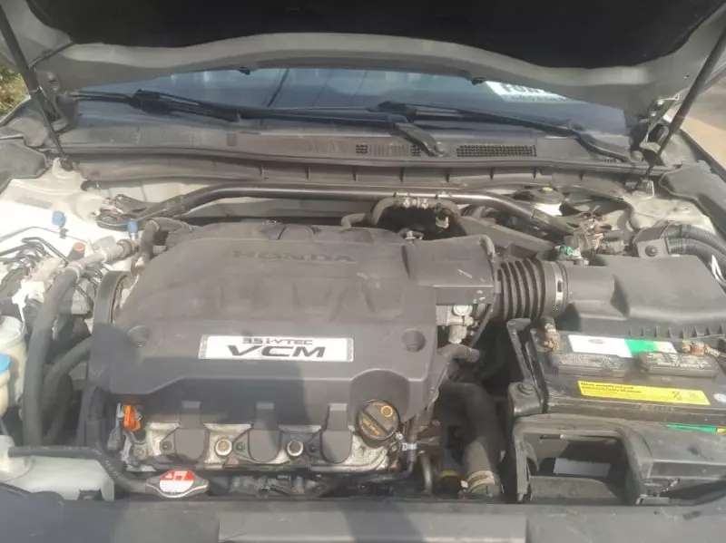 Honda Crosstour   - 2010