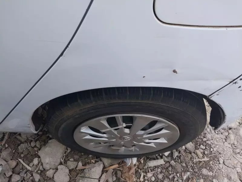 Daihatsu Mira    - 2013