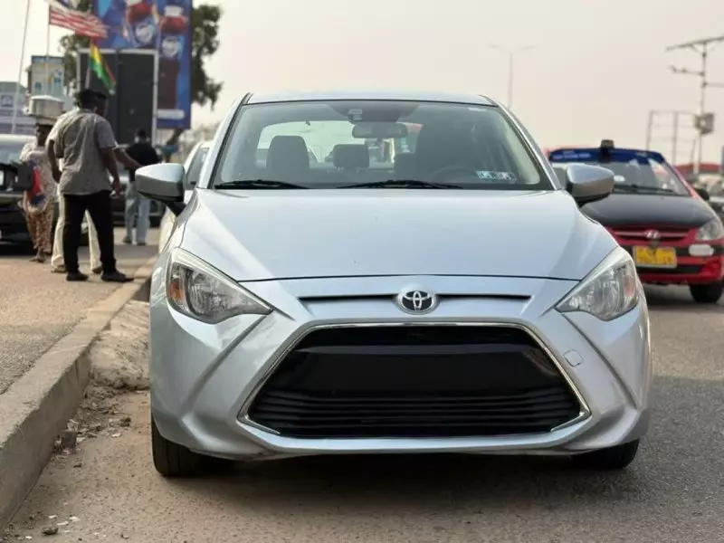 Toyota Yaris iA   - 2017