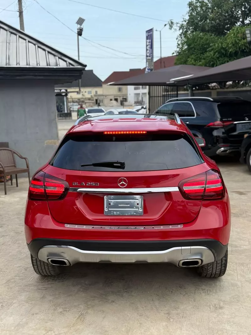 Mercedes-Benz GLA 250   - 2019