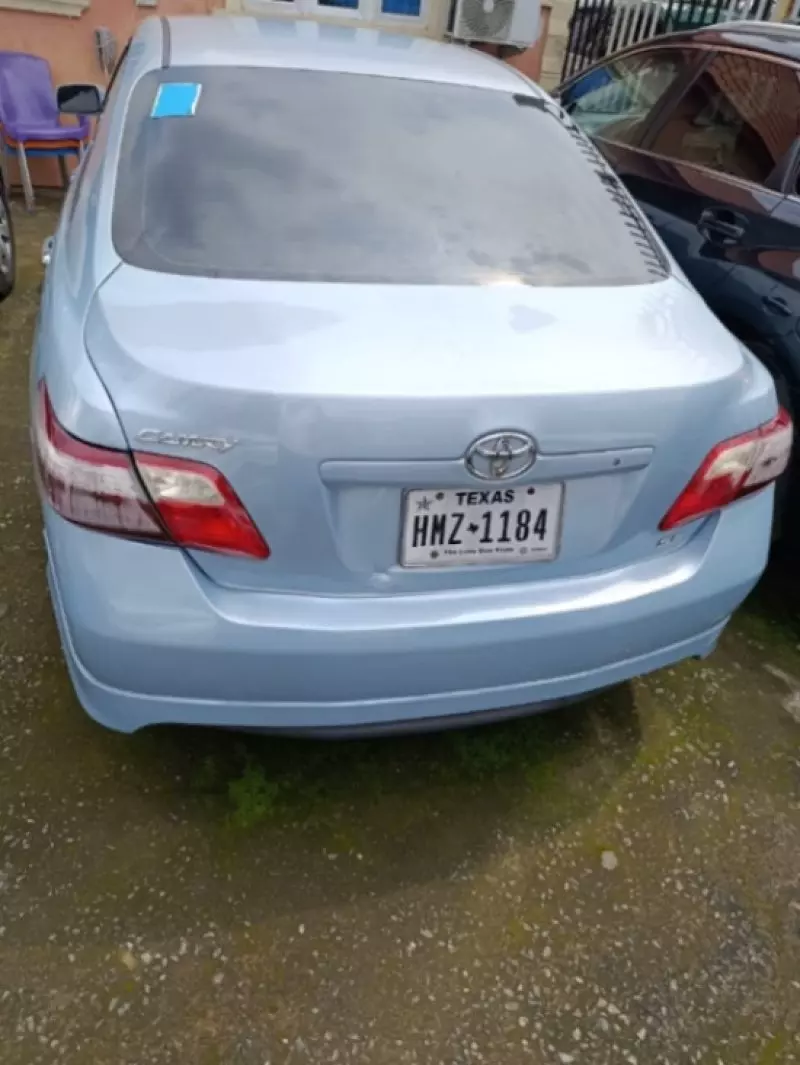 Toyota Camry   - 2007