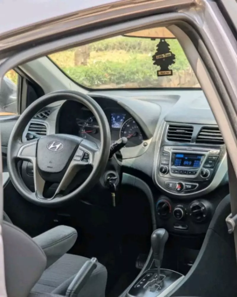 Hyundai Accent   - 2016