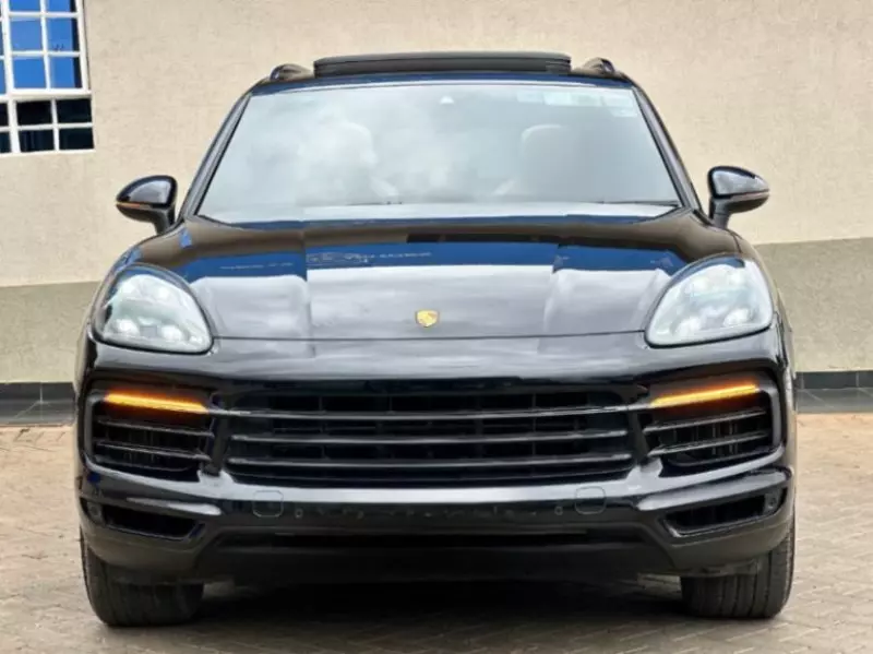 PORSCHE Cayenne   - 2019