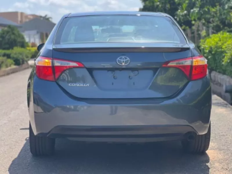 Toyota corolla   - 2015