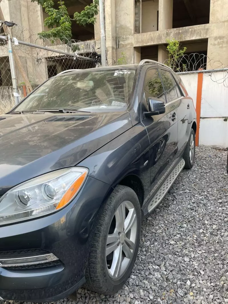 Mercedes-Benz ML 350   - 2012