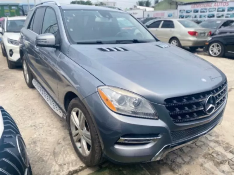 Mercedes-Benz ML 350 - 2013