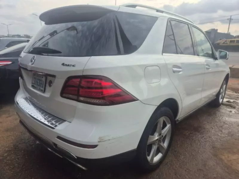 Mercedes-Benz GLE 350   - 2018