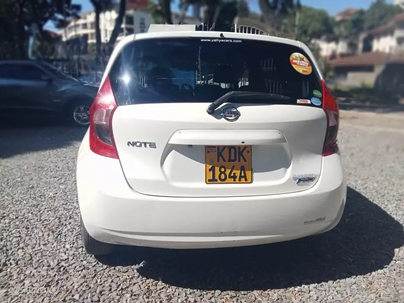 Nissan Note   - 2015
