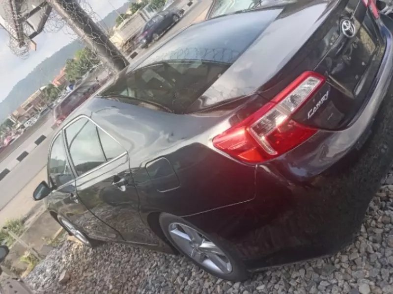 Toyota Camry   - 2014