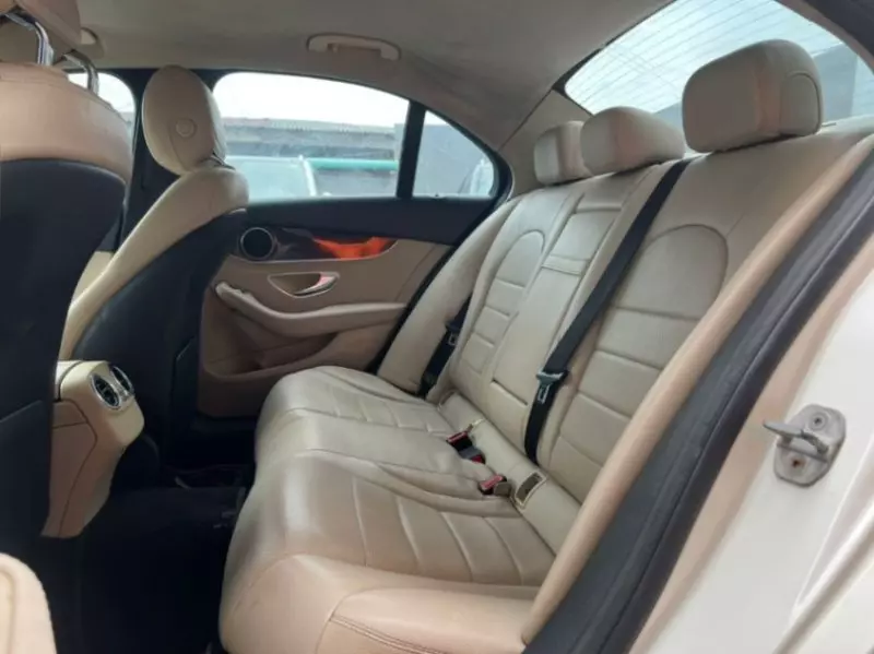 Mercedes-Benz C 300   - 2015