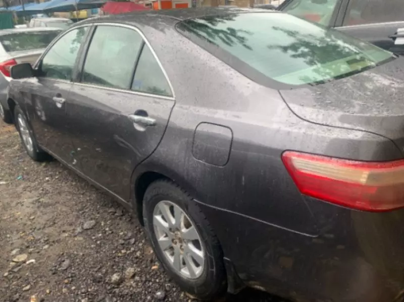 Toyota Camry   - 2007