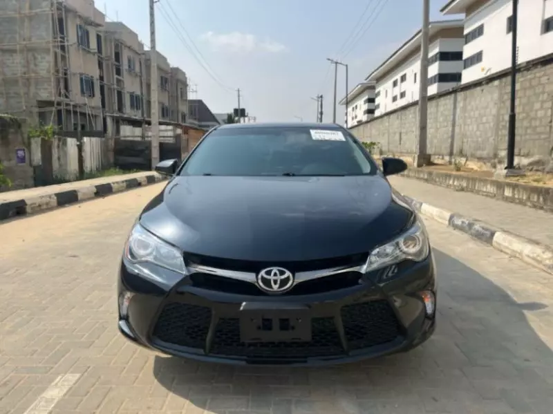 Toyota Camry   - 2017