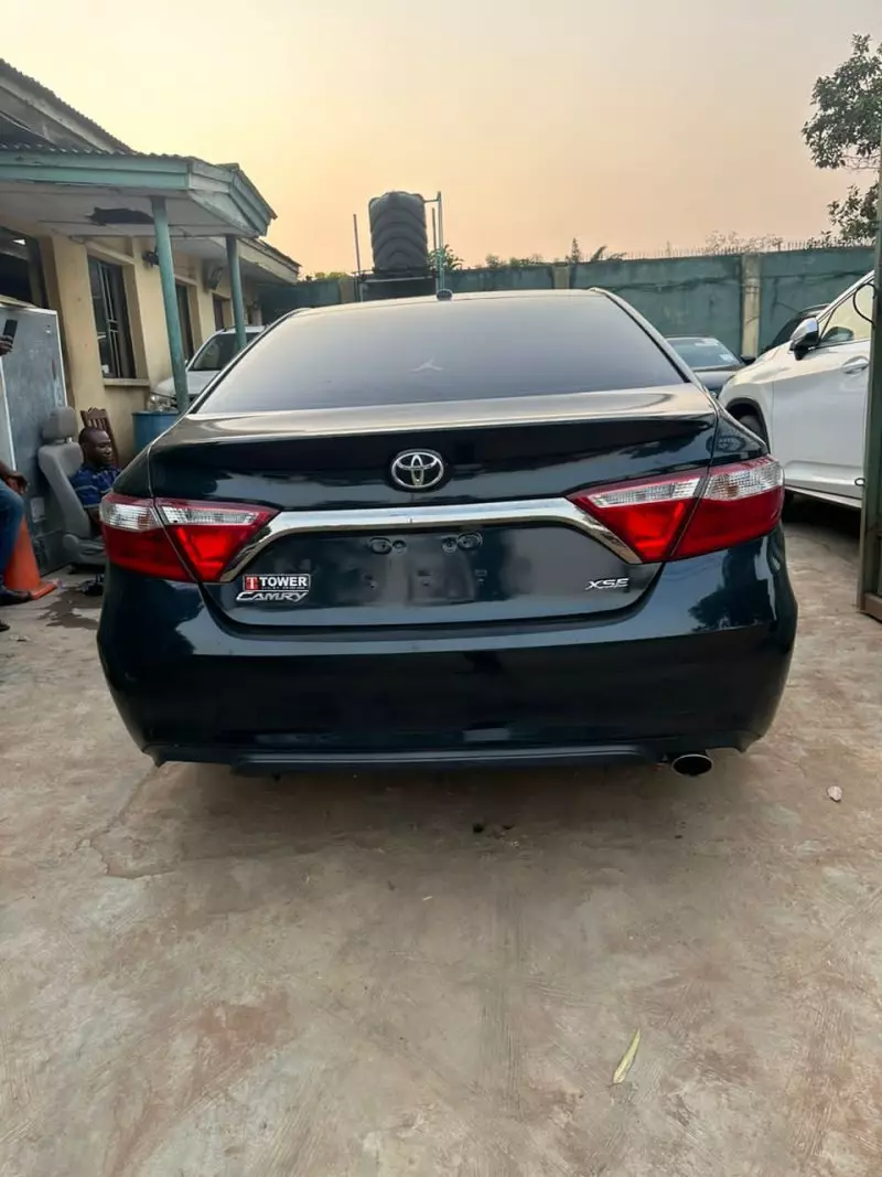 Toyota Camry   - 2015