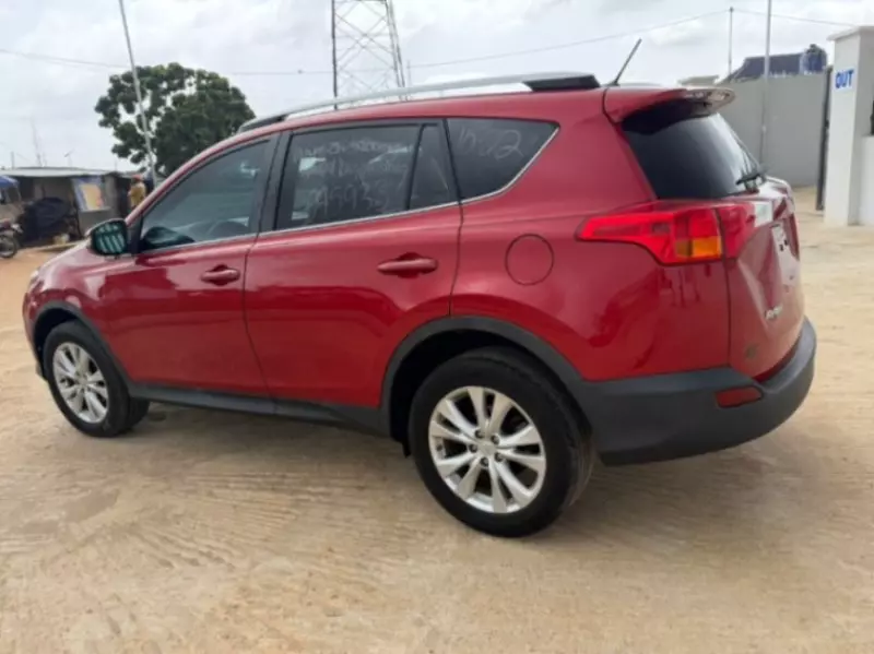 Toyota RAV 4 - 2013